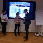 Gewinnerin Preis von Jobware.JPG